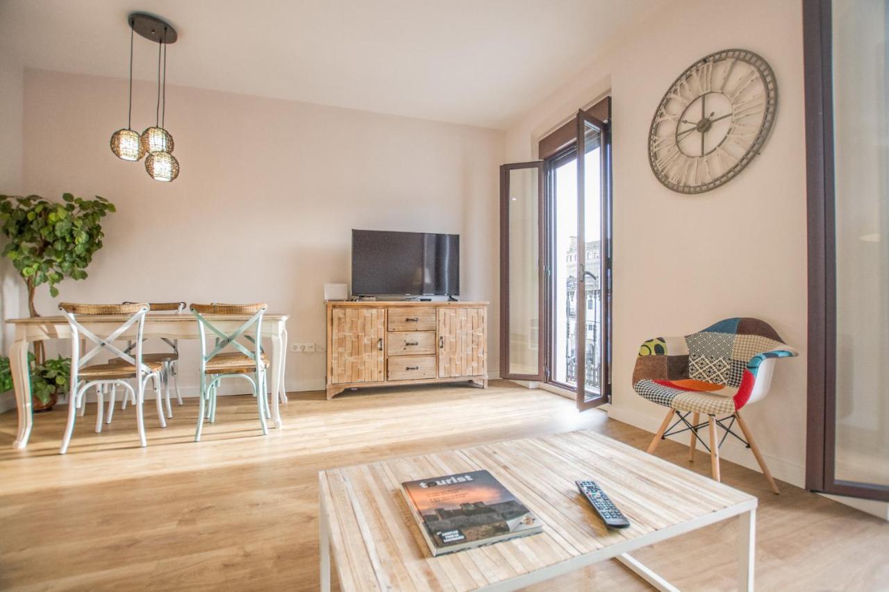 Apartamento Plaza Mayor Caceres Apartment Bagian luar foto