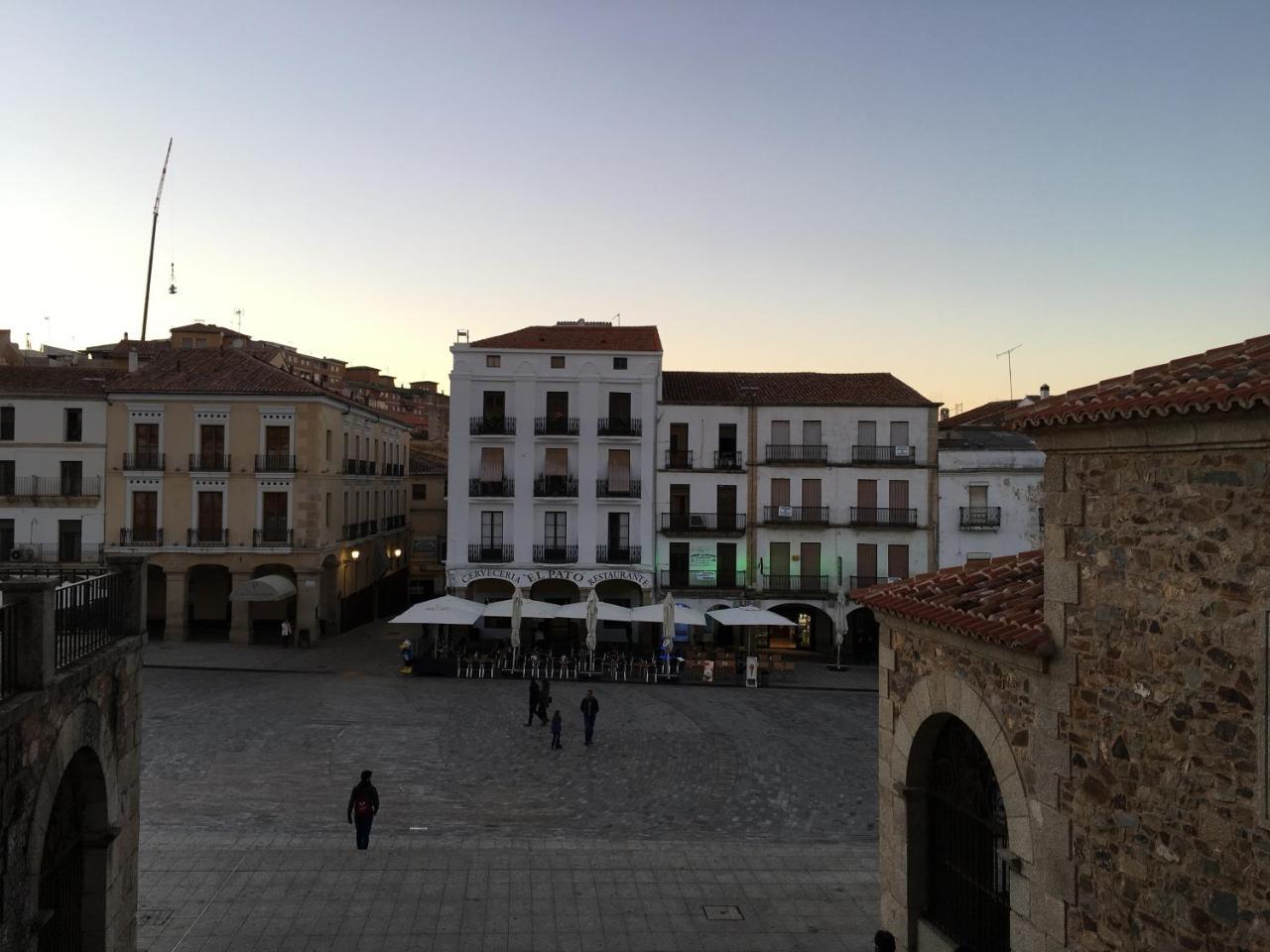 Apartamento Plaza Mayor Caceres Apartment Bagian luar foto